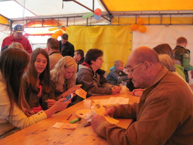 Oud Hollandsche spelen & bingo 2013